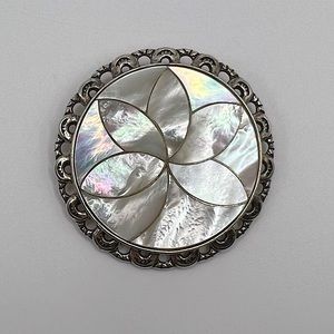 Vintage Carolyn Pollack Relios Mother of Pearl Sterling Silver Pendant